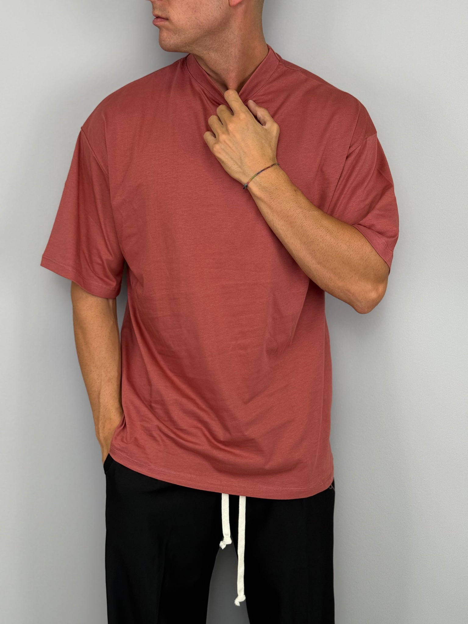T-SHIRT UNIQUE