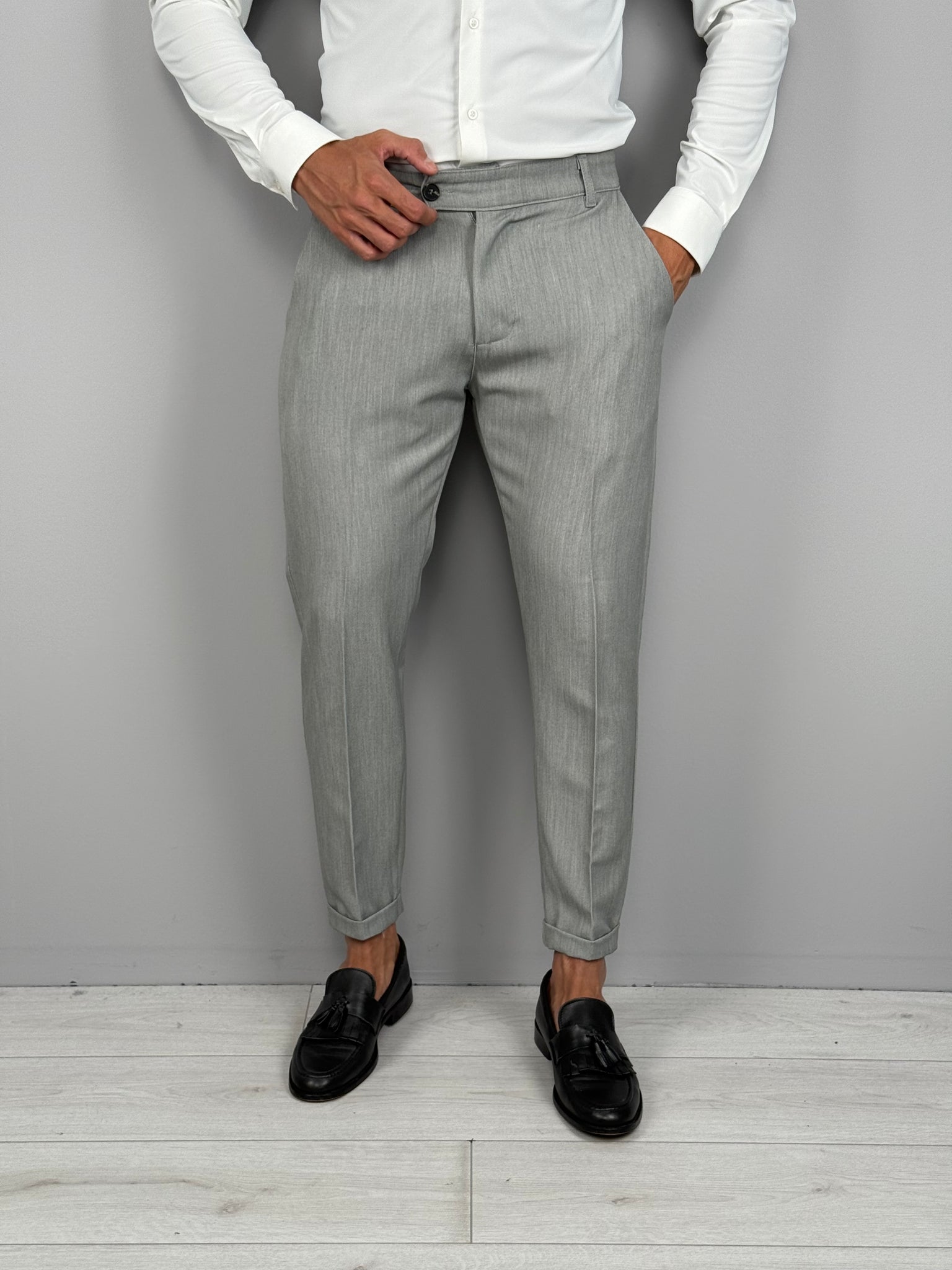 PANTALONE BUTTON TASCHE DIETRO MOD CAPRI