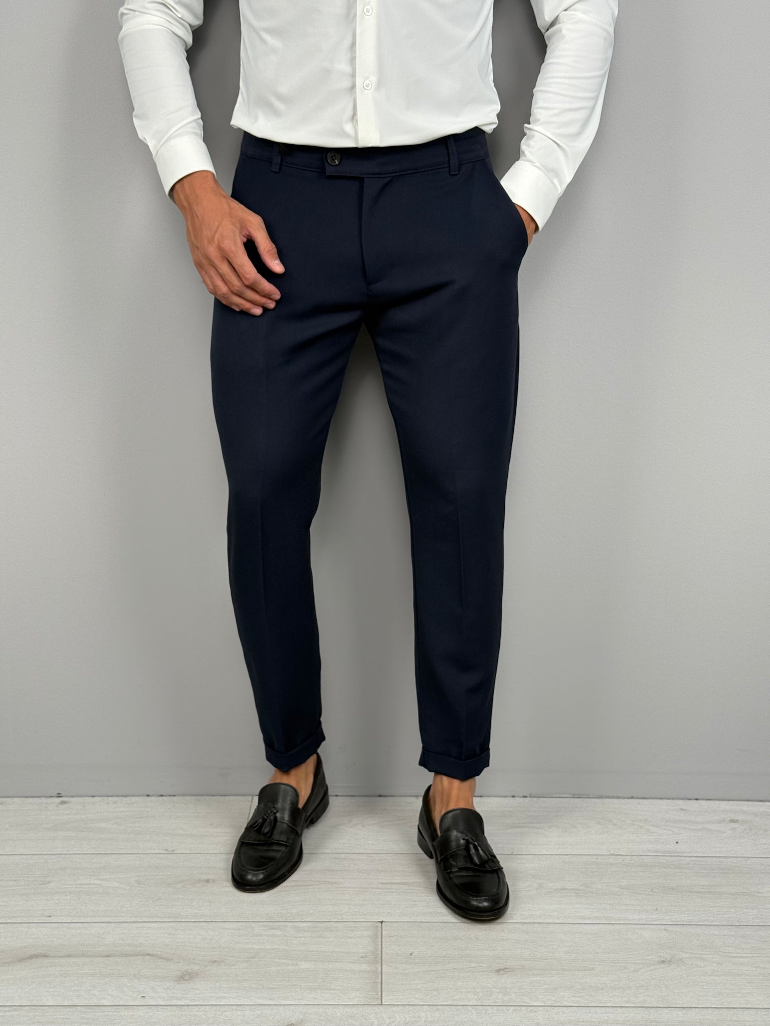 PANTALONE BUTTON TASCHE DIETRO MOD CAPRI