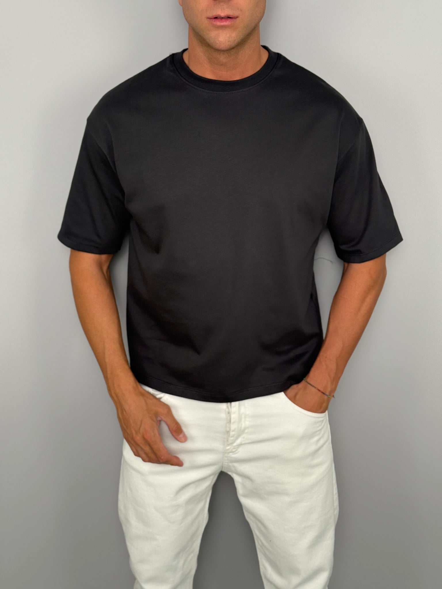 T-SHIRT CROP