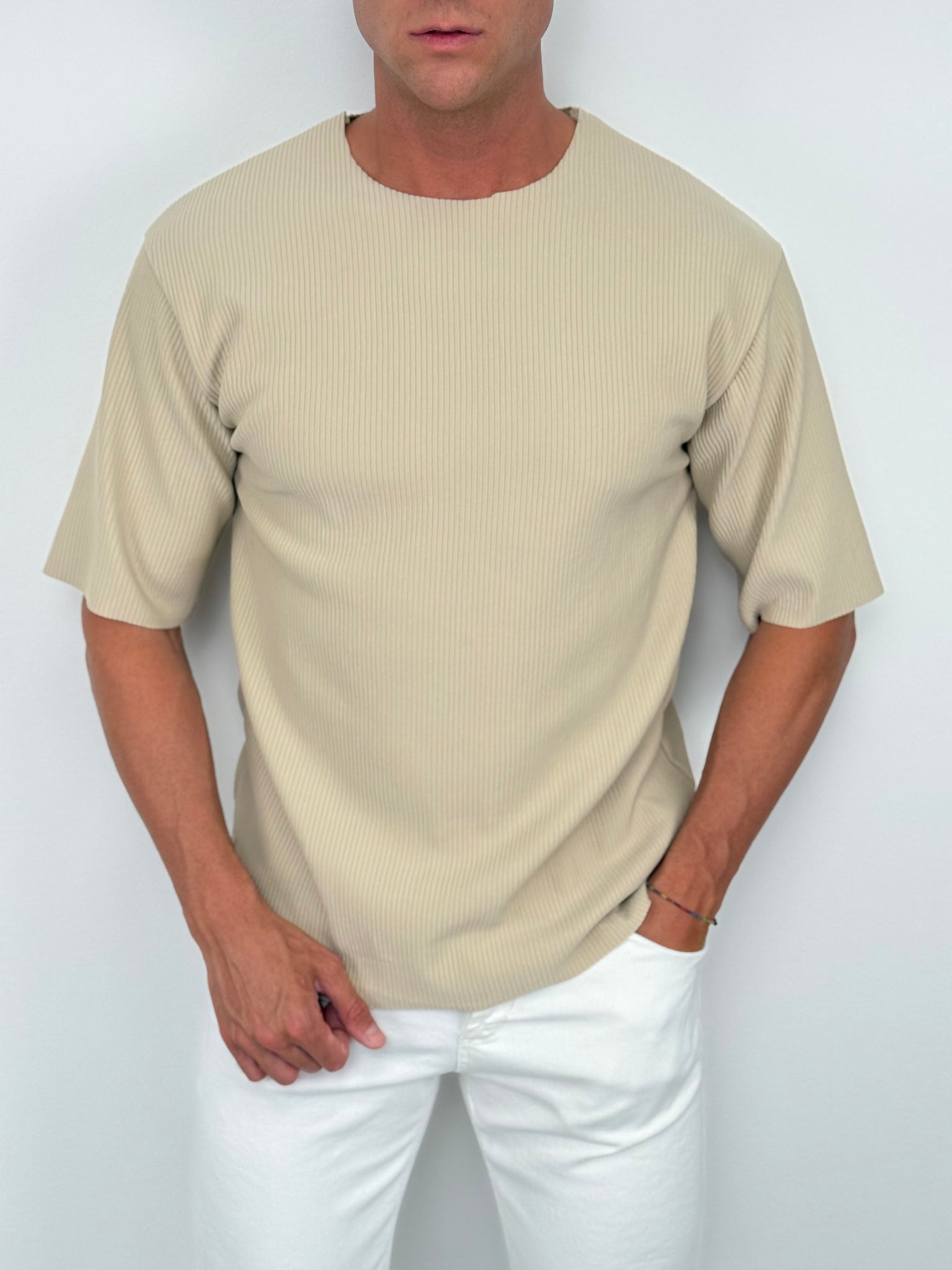 T-SHIRT AVENUE