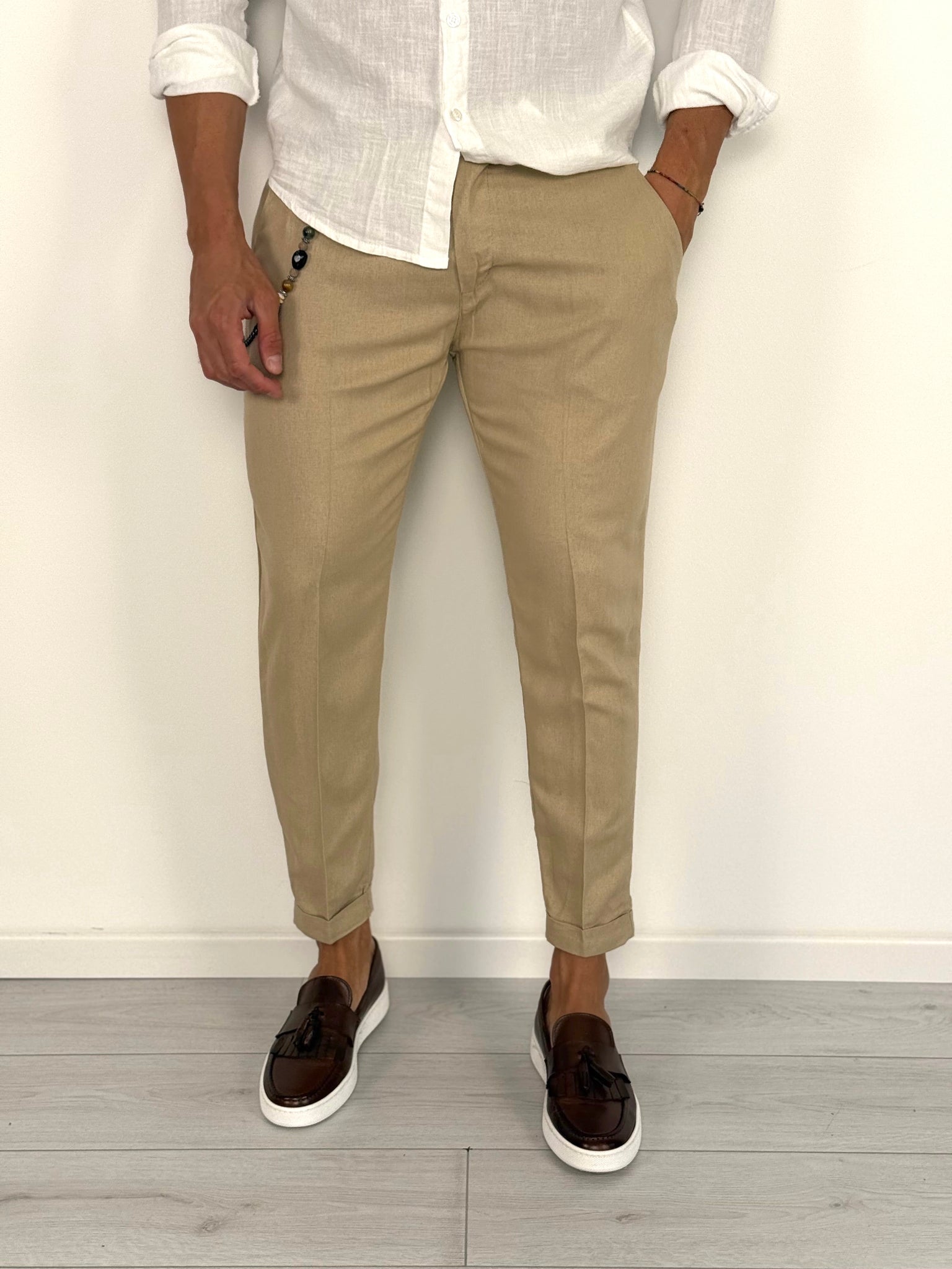 PANTALONE LINO MOD CAPRI RISVOLTINO - Colori Beige e Cammello