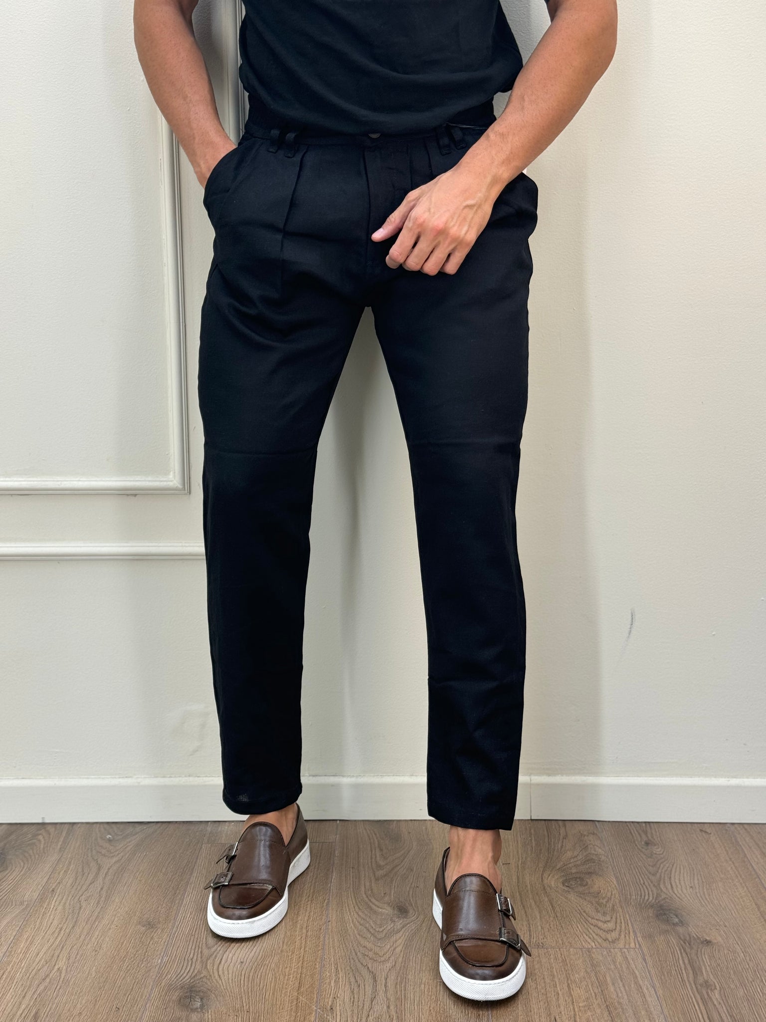 PANTALONE LINO TASCHE DIETRO MOD CAPRI